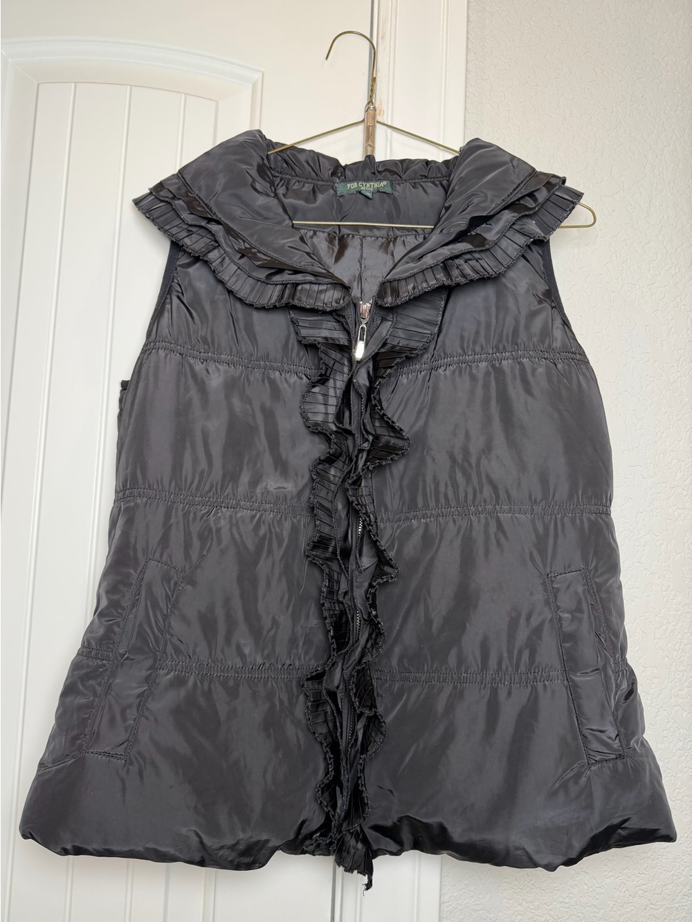 For Cynthia Women’s Vest